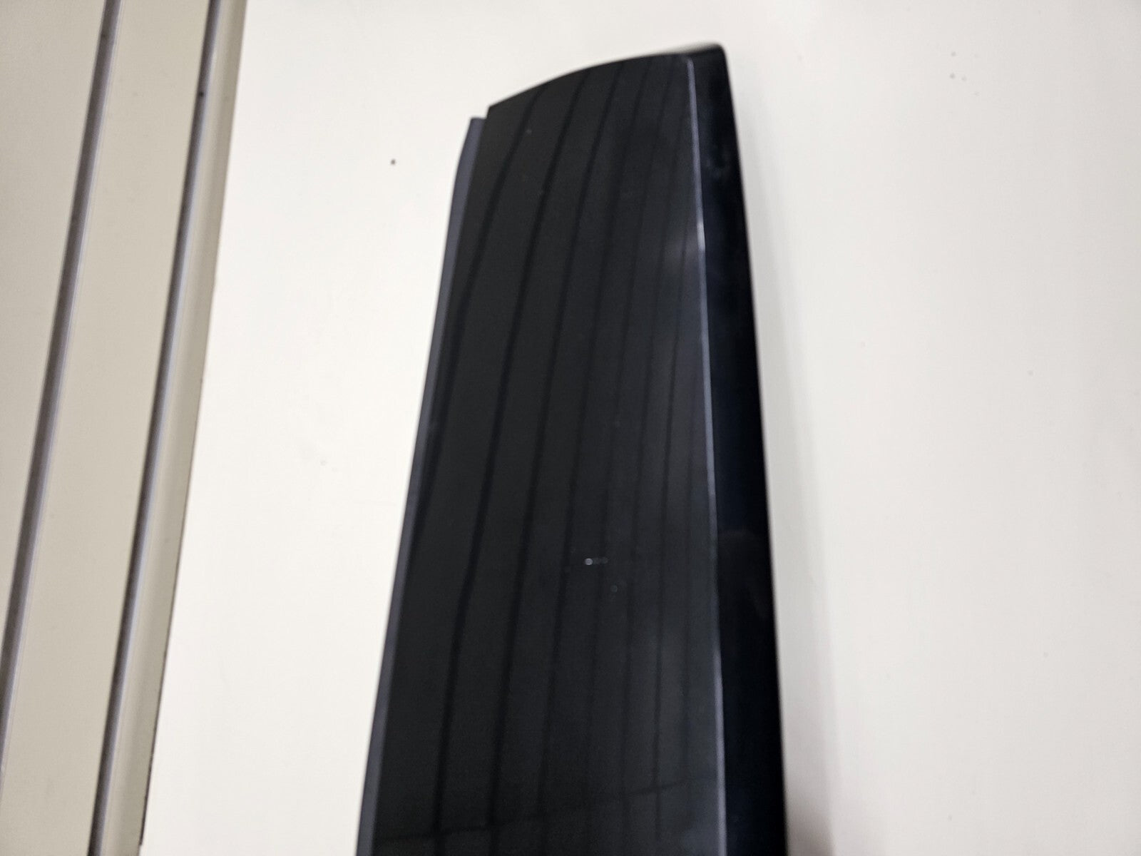 🔥07-14 CHEVY Suburban Tahoe YUKON LIFTGATE SPOILER WING THIRD BRAKE TRIM PANEL