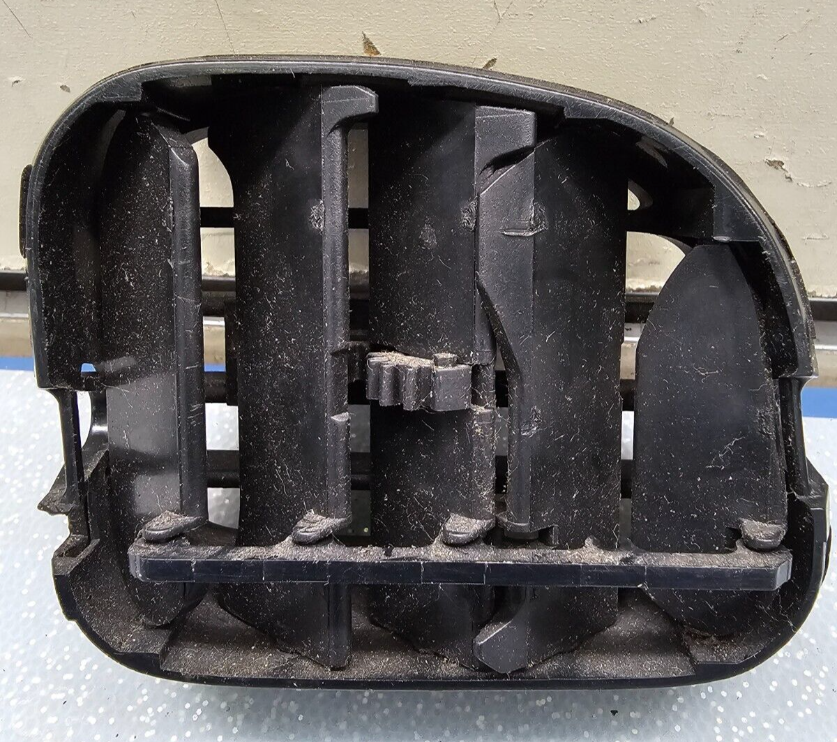 98-01 Dodge Ram Dash Right Passenger Heater Climate Air Vent Filter Conditioner