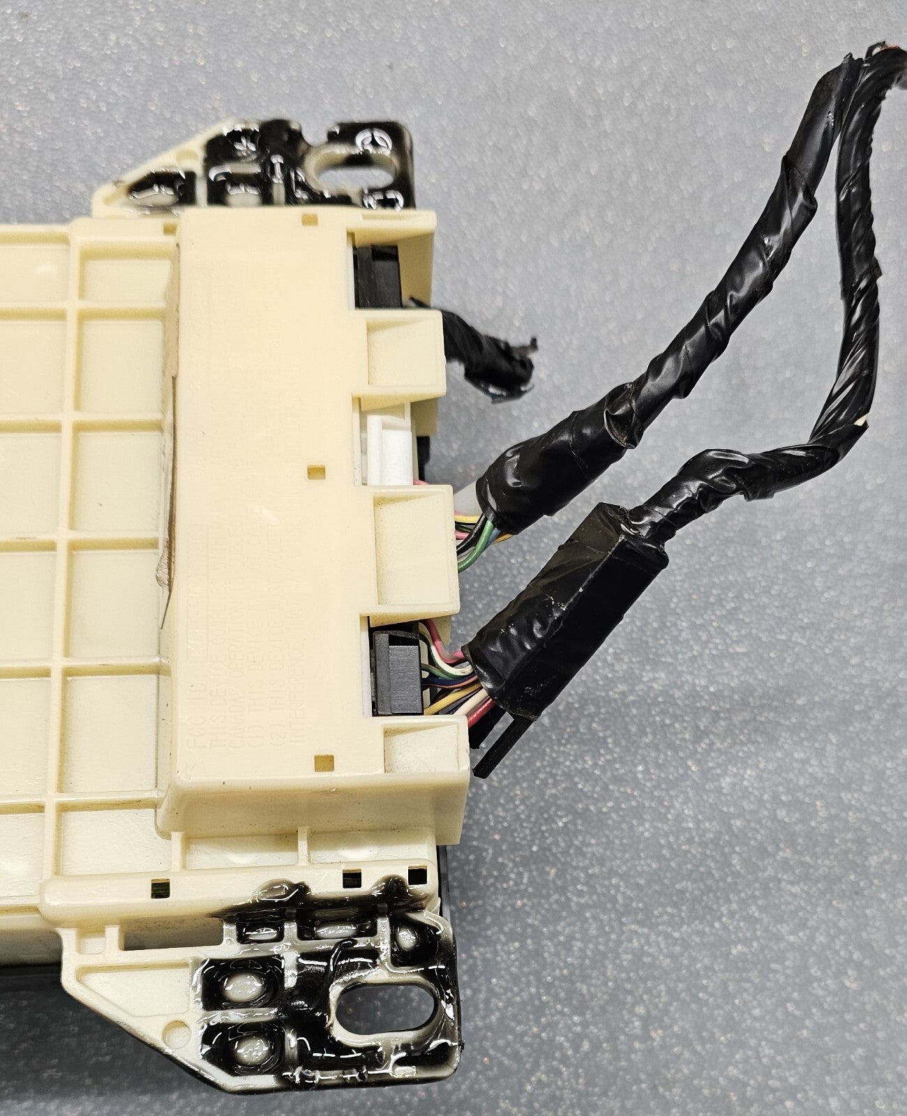 06-07 FORD TAURUS FUSE BOX BCM GEM MODULE MULTIFUNCTION RELAY OEM