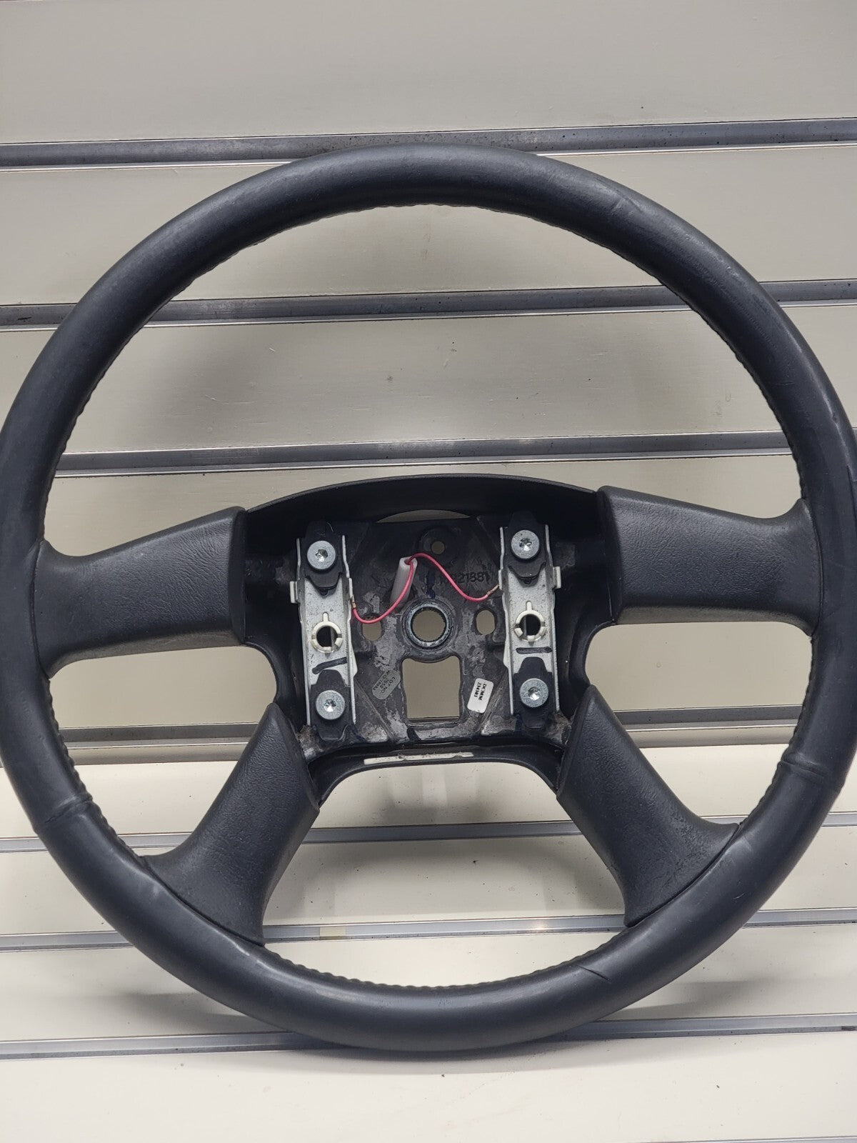 🔥03-06 SILVERADO SIERRA YUKON TAHOE SUBURBAN STEERING WHEEL LEATHER BLACK