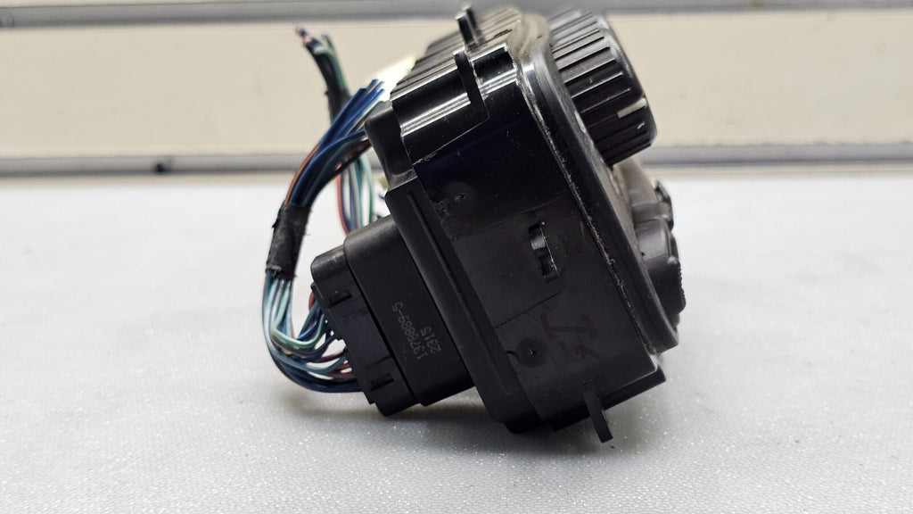 🔥04-07 Caravan Town Country Dash AC Climate Temperature Heater Control Unit OEM
