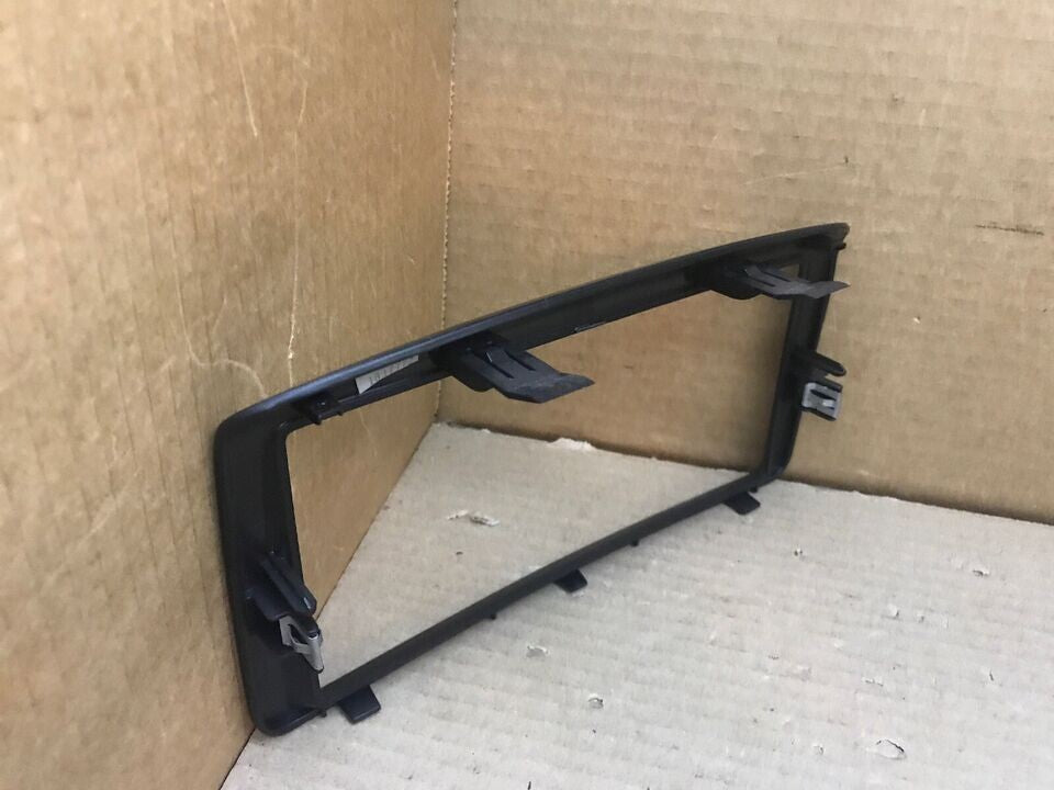 🔥11-20 Dodge Grand Caravan Town Country Radio Navigation Display Trim Bezel OEM