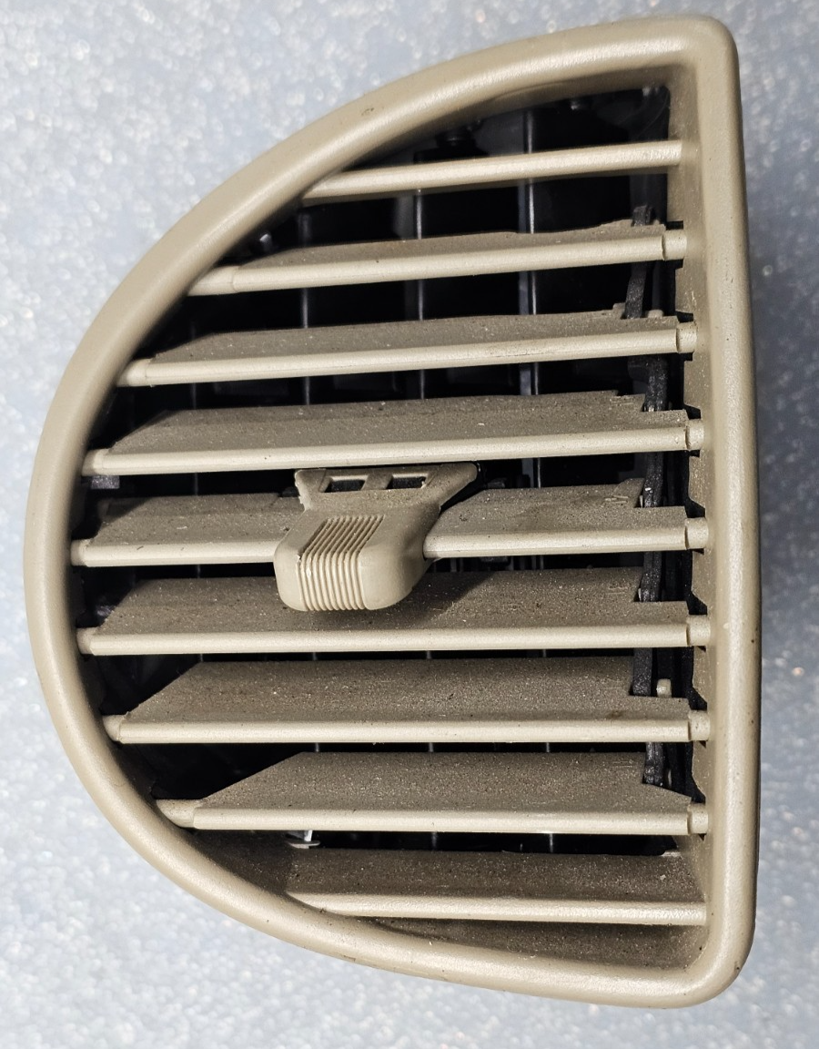 🔥97-05 Century Regal Center Dash Left Driver A/C AC Air Vent Heater Panel Tan