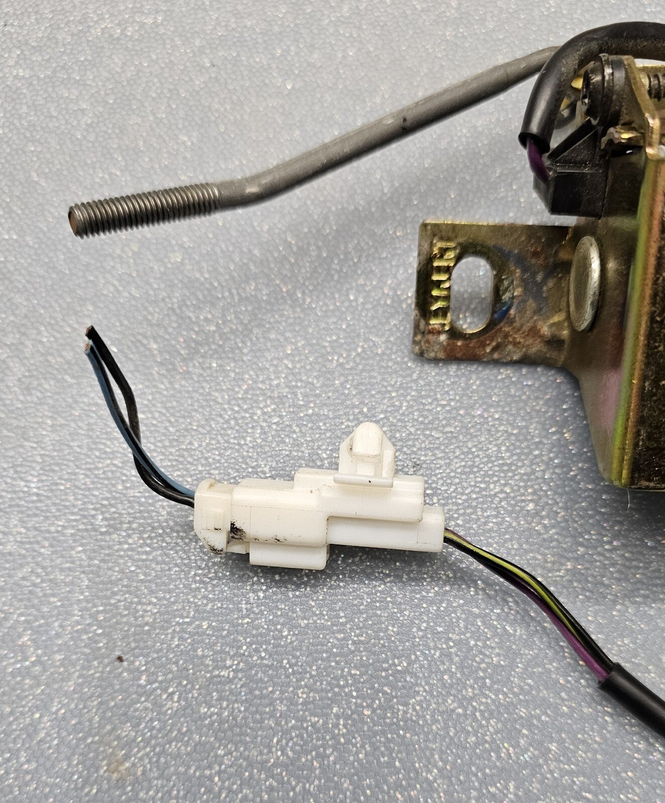 🔥01-06 Mazda Tribute Ford Escape Glass Latch Release Actuator OEM