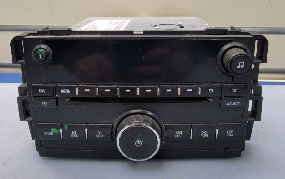 🔥07-13 Express Silverado TRUCK Dash CD AM FM Radio Player AUX 3.5 MP3 input