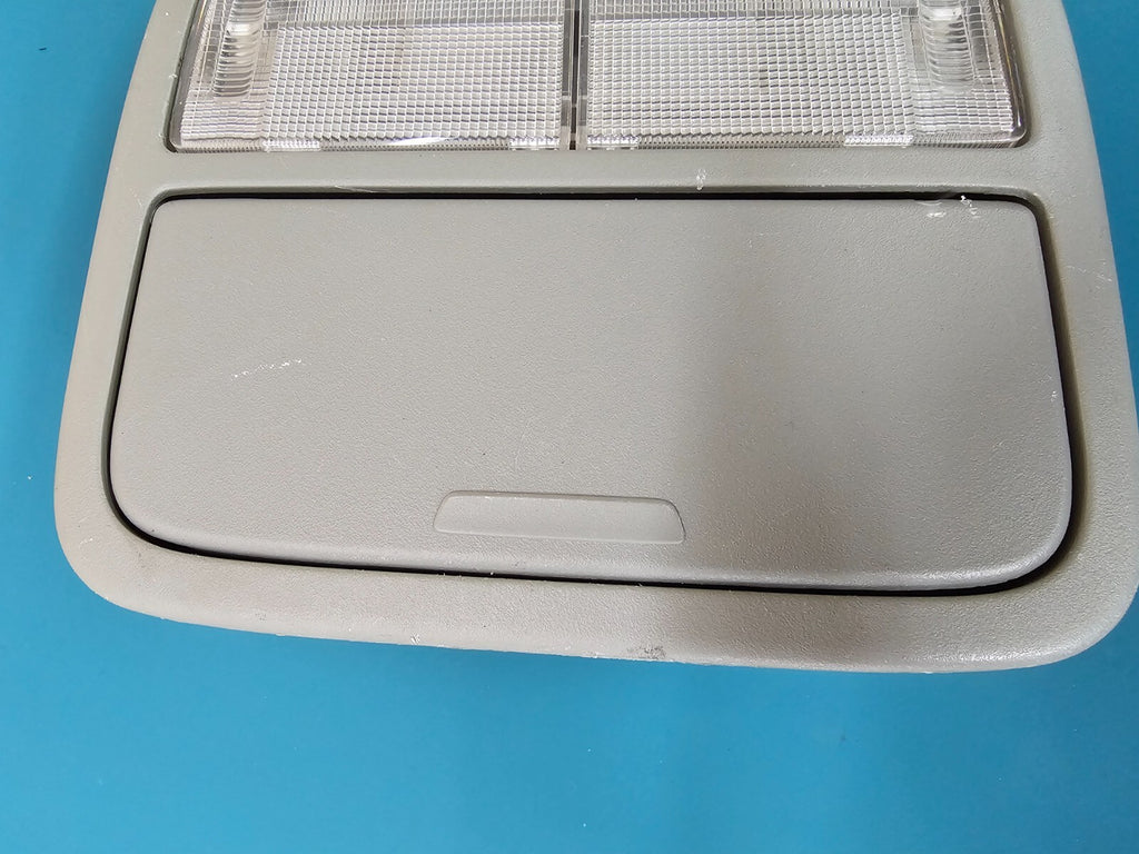 05-10 Honda Odyssey 03-07 Accord Acura TSX Overhead Console Dome Map Light GRAY
