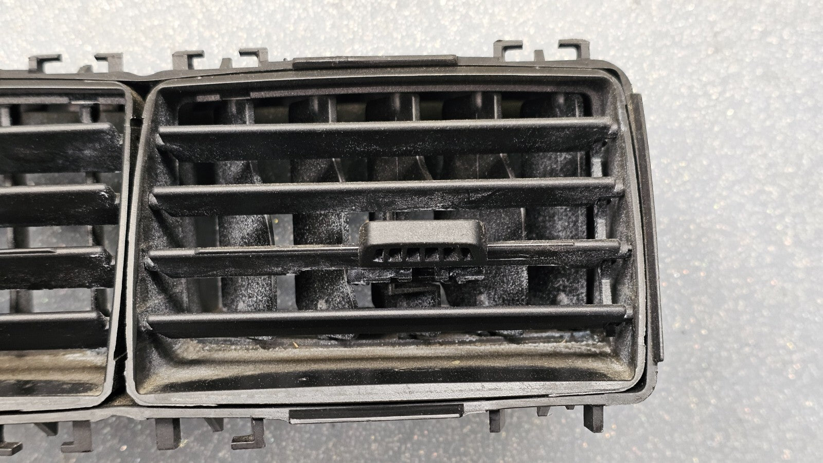 🔥06-10 Explorer Mountaineer Dash Center AC A/C Air Vent Heater Panel Bezel OEM