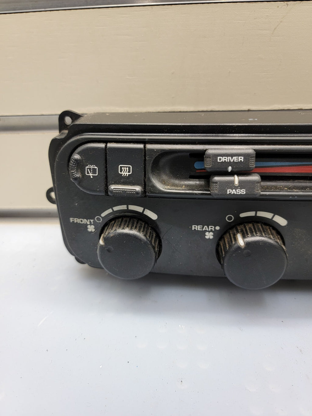 🔥04-07 Dodge Caravan Chrysler Town & Country Climate Temp Heater Control OEM
