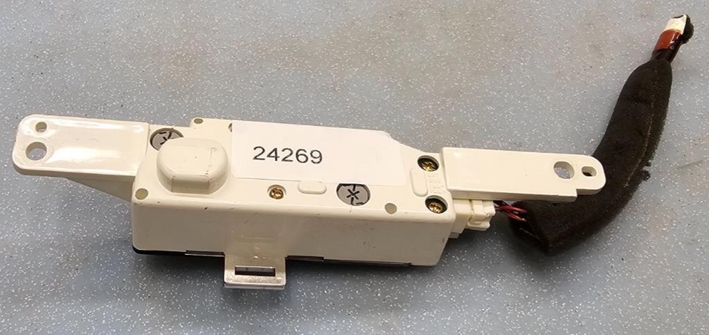 🔥2002-2004 INFINITI I35 DASH CLOCK ASSEMBLY Time Display Analog Mount Silver