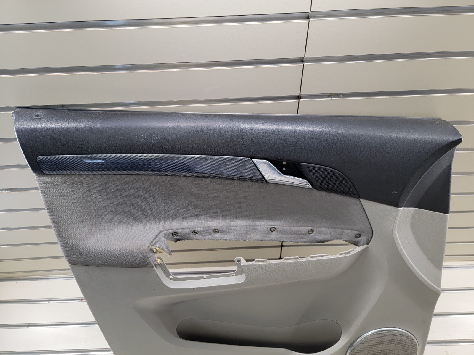 🔥2008-2010 Saturn Vue Door Panel Front Left Driver OEM 96814037 gray
