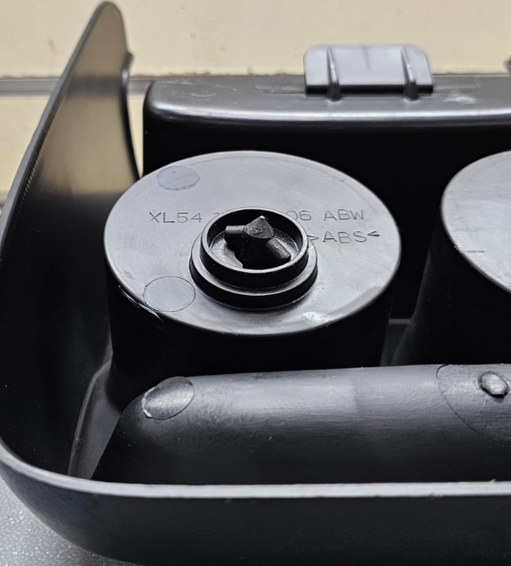 🔥98-04 Ford Ranger Floor Center Console Arm Rest Cup Drink Holder Storage Black