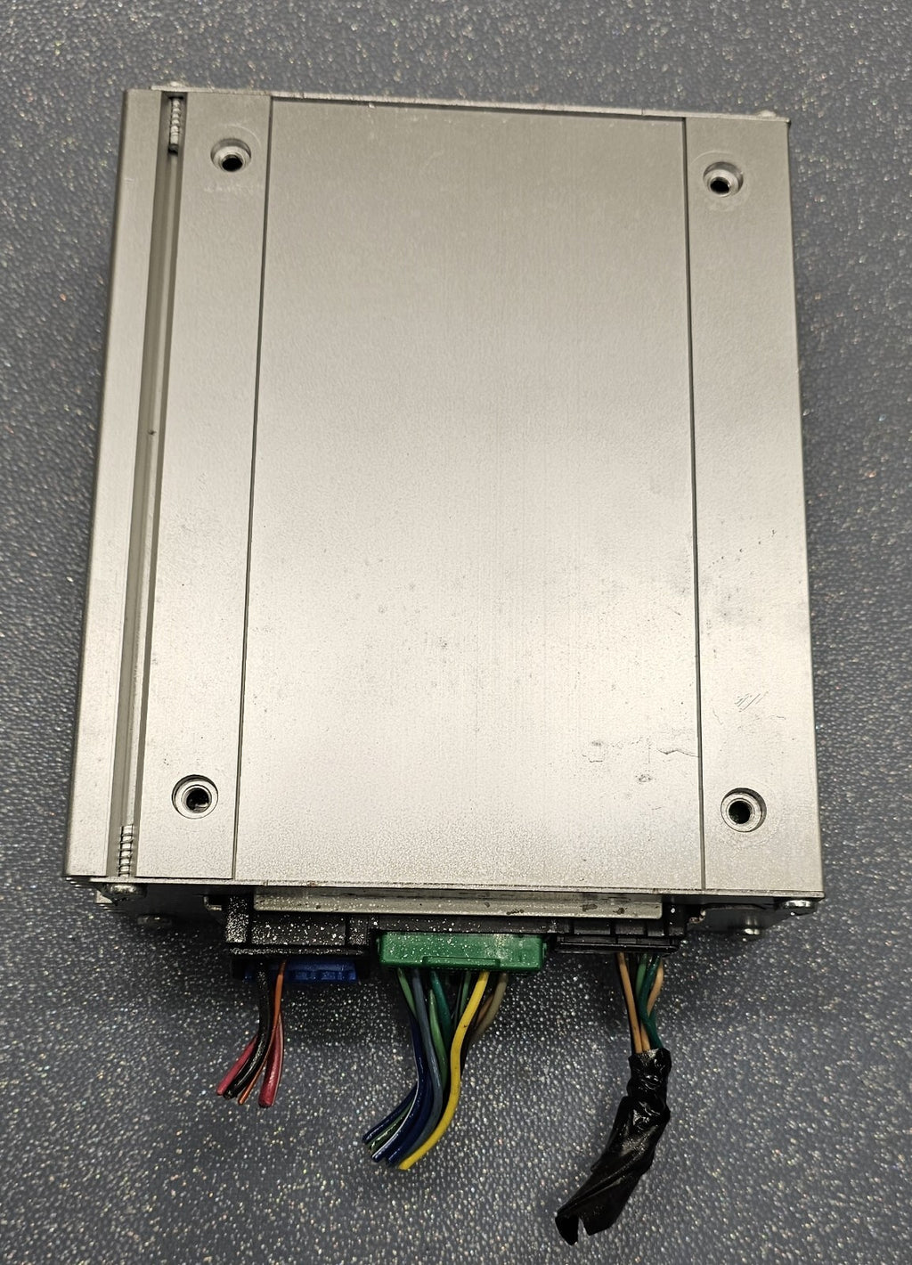 🔥08-10 Chevy MALIBU 07-09 Saturn Aura Audio Equipment Radio Amplifier Assembly