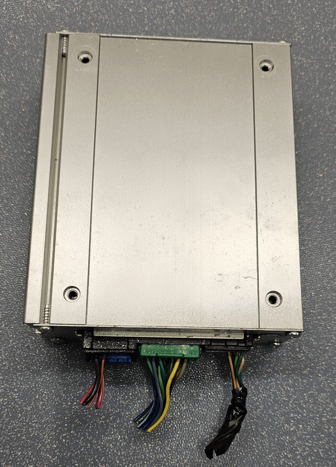 🔥08-10 Chevy MALIBU 07-09 Saturn Aura Audio Equipment Radio Amplifier Assembly