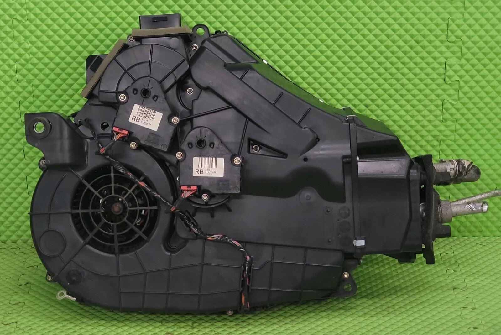 🔥07-14 Cadillac Escalade GMC Acadia Evaporator Blower Heater Housing Assembly