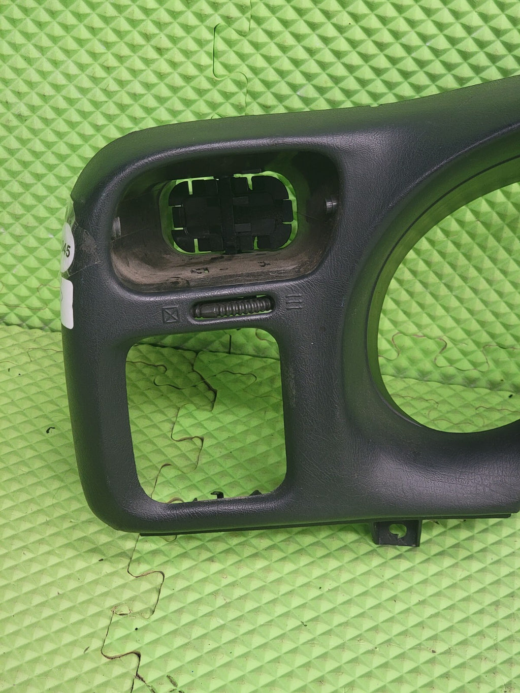 🔥1998-2004 BLAZER S10 JIMMY SONOMA Cluster Dash Radio Bezel BLACK C8