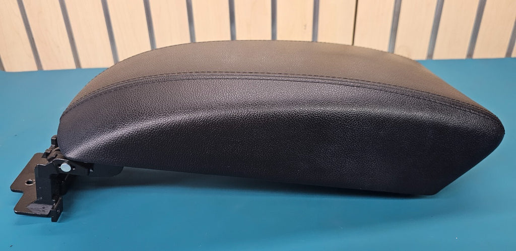 🔥11-14 HYUNDAI SONATA CENTER CONSOLE ARM REST ARMREST LID COVER TOP BLACK OEM