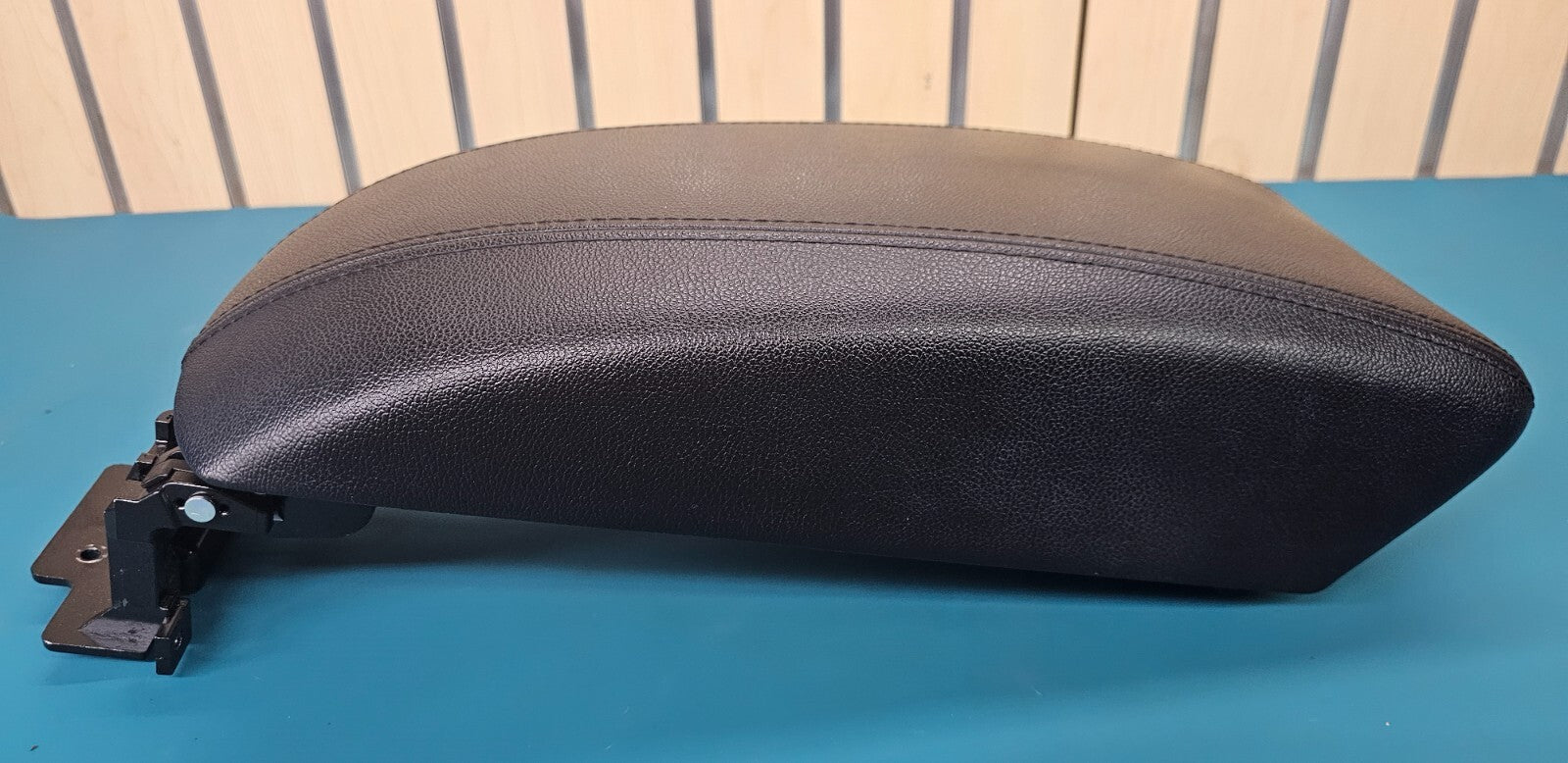 🔥11-14 HYUNDAI SONATA CENTER CONSOLE ARM REST ARMREST LID COVER TOP BLACK OEM