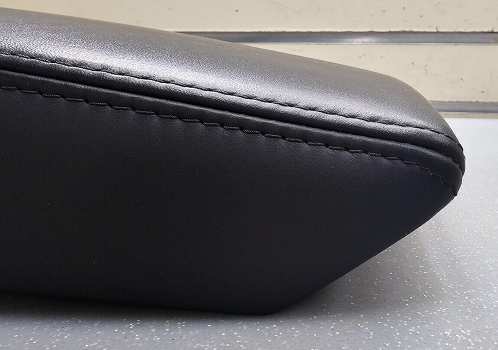 🔥05-10 JEEP COMMANDER GRAND CHEROKEE CENTER CONSOLE ARM REST LID TOP PAD BLACK