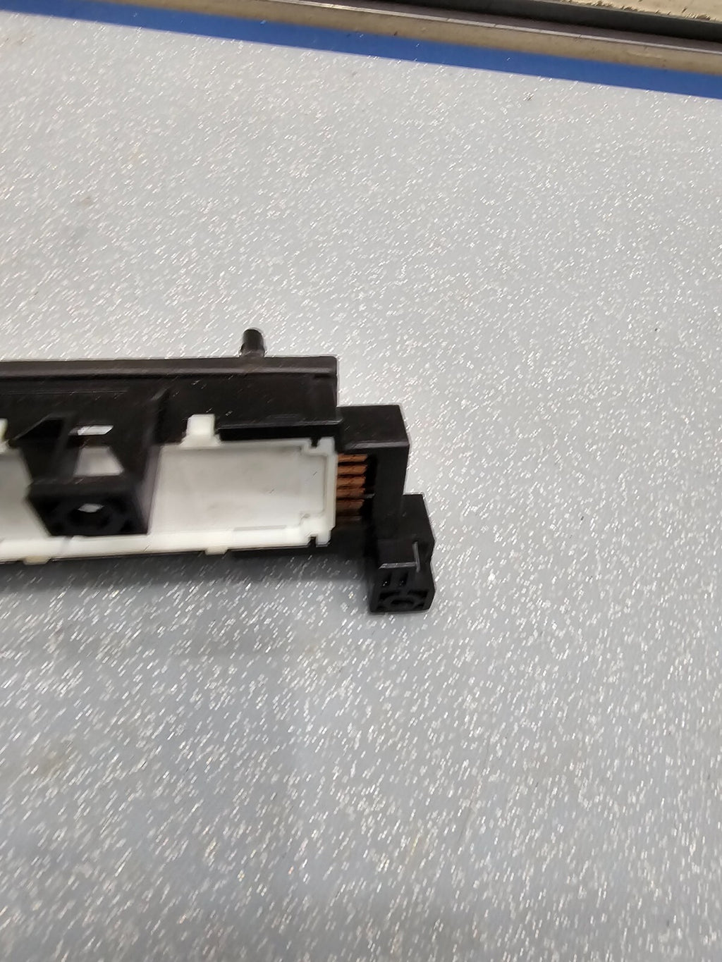 07-14 Tundra 09-16 Venza Power Left Driver Seat Switch Adjustment Regulator OEM