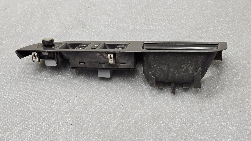 05-10 Passat Golf Jetta Rabbit Left Driver Door Master Power Window Switch Black