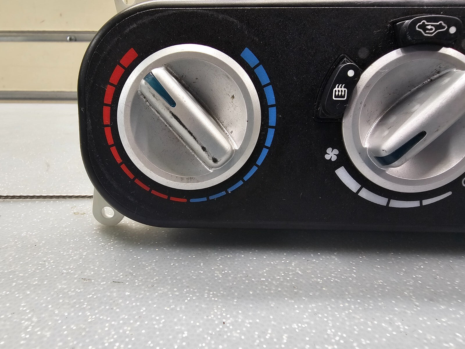 07-09 Patriot Compass Caliber Dash Heater Climate Temperatur Control Conditioner