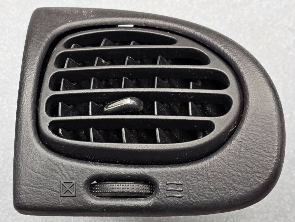 🔥02-09 TRAILBLAZER DASH RIGHT PASSENGER AIR VENT AC A/C HEATER PANEL BLACK