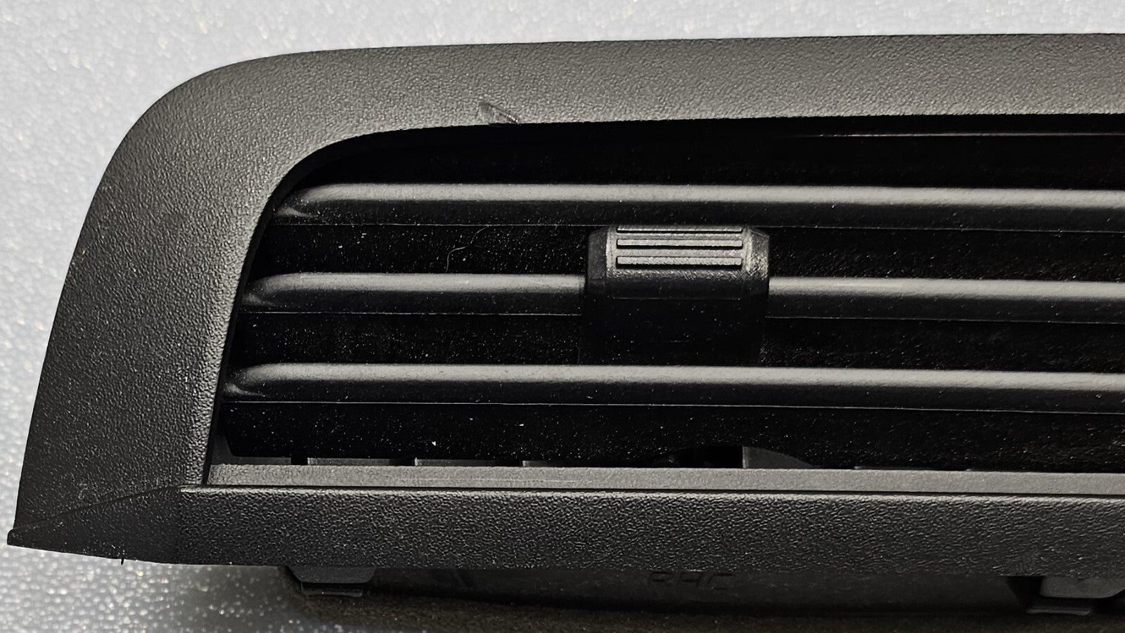 🔥08-11 Ford Focus Front Upper Center Dash Dual Air Vent Bezel Trim Panel Black