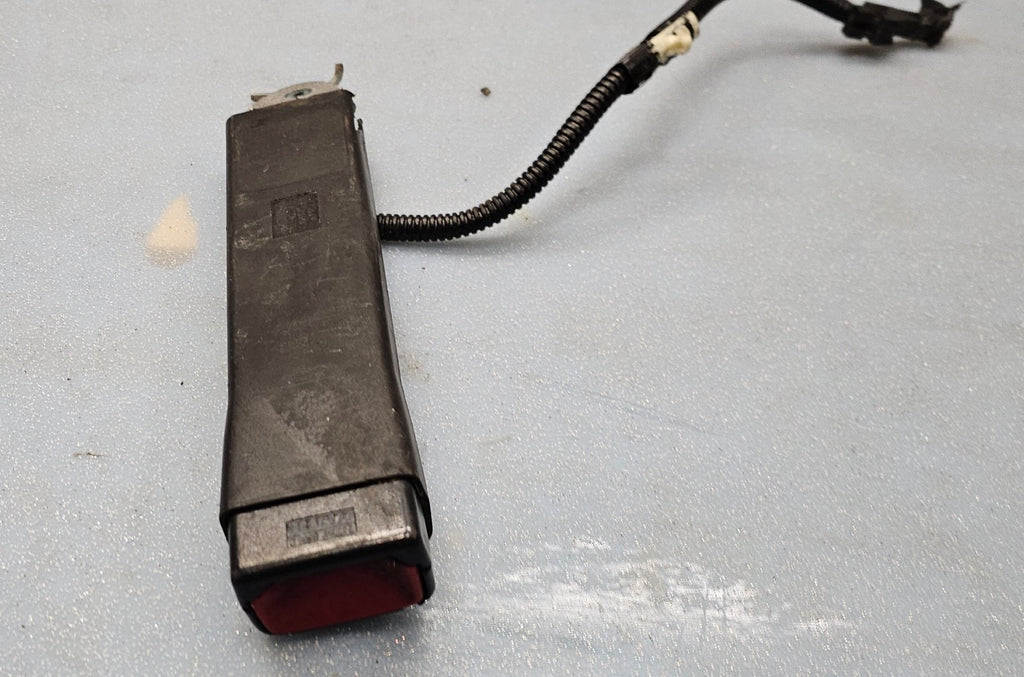 🔥07-14 Tahoe Silverado Front Left Driver Seat Belt Seatbelt Buckle Black OEM