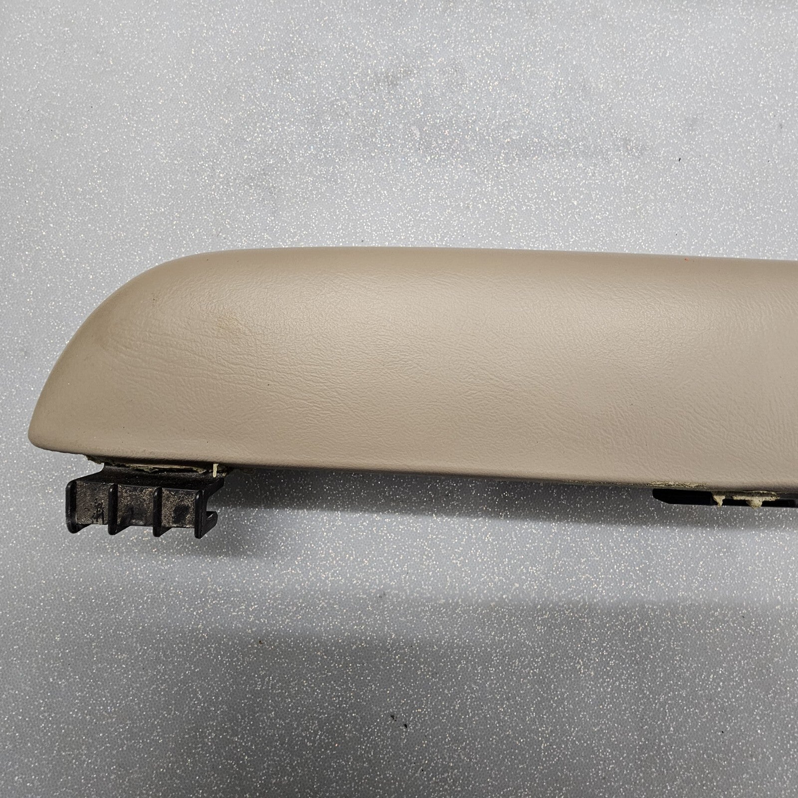 🔥99-06 Chevrolet GMC Silverado Tahoe Rear Right Door Armrest Handle Tan H3