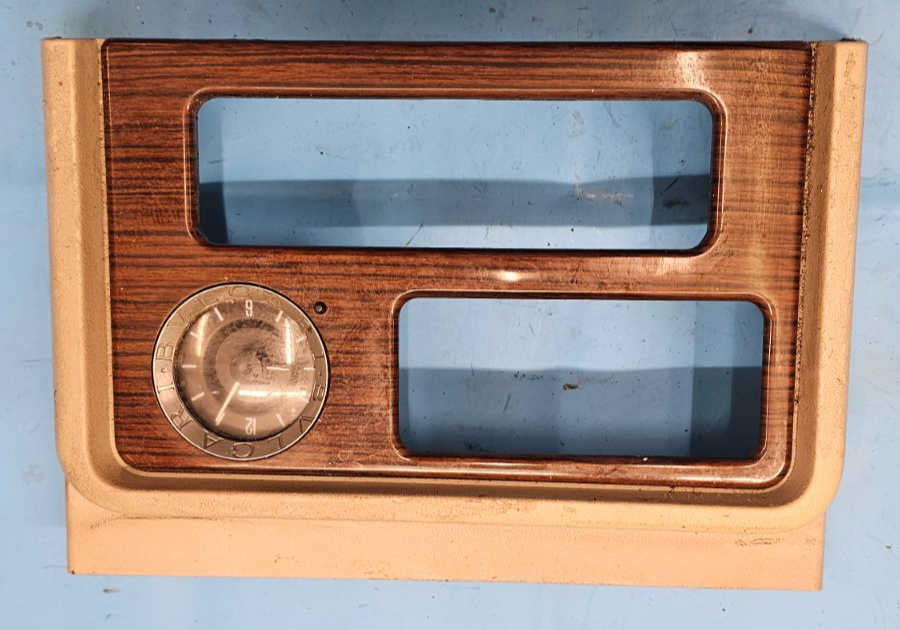 🔥03-06 Cadillac Escalade Center Console Upper Bezel Trim Clock Bezel  Wood OEM