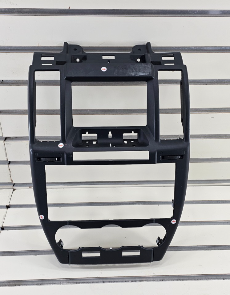 🔥08-15 Land Rover LR2 Dash Center Radio Stereo Display Bezel Trim Panel Black