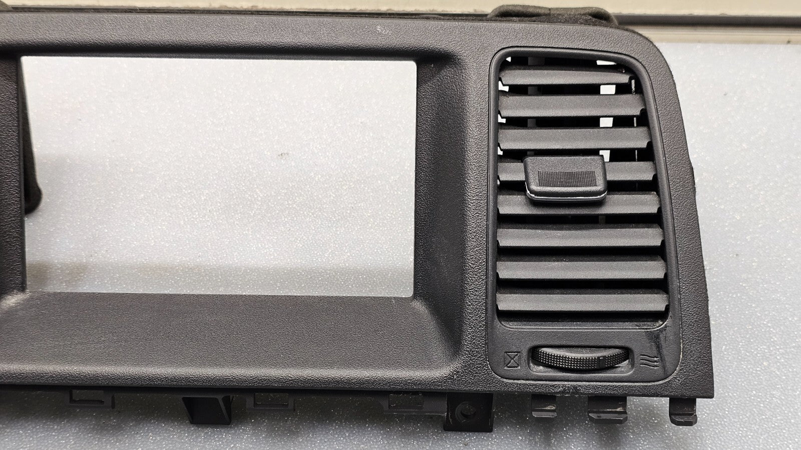🔥09-14 MURANO SL CENTER DASH AM FM RADIO STEREO BEZEL TRIM PANEL ASSEMBLY BLACK