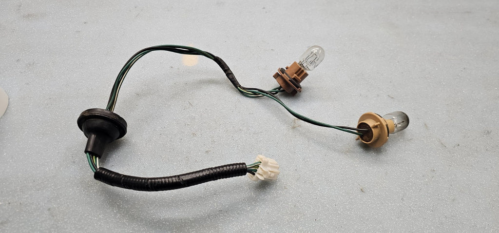 🔥2008-2013 NISSAN ROGUE TAIL BRAKE LIGHT LAMP BULB WIRING HARNESS OEM