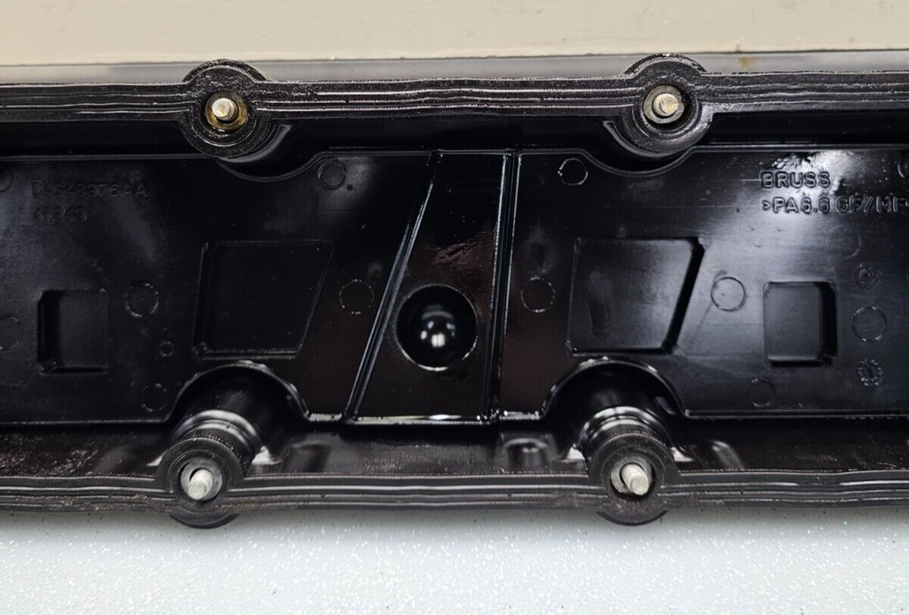 🔥04-10 Dodge Grand Caravan Chrysler Town & Country Valve Cover 3.3L 3.8L OEM