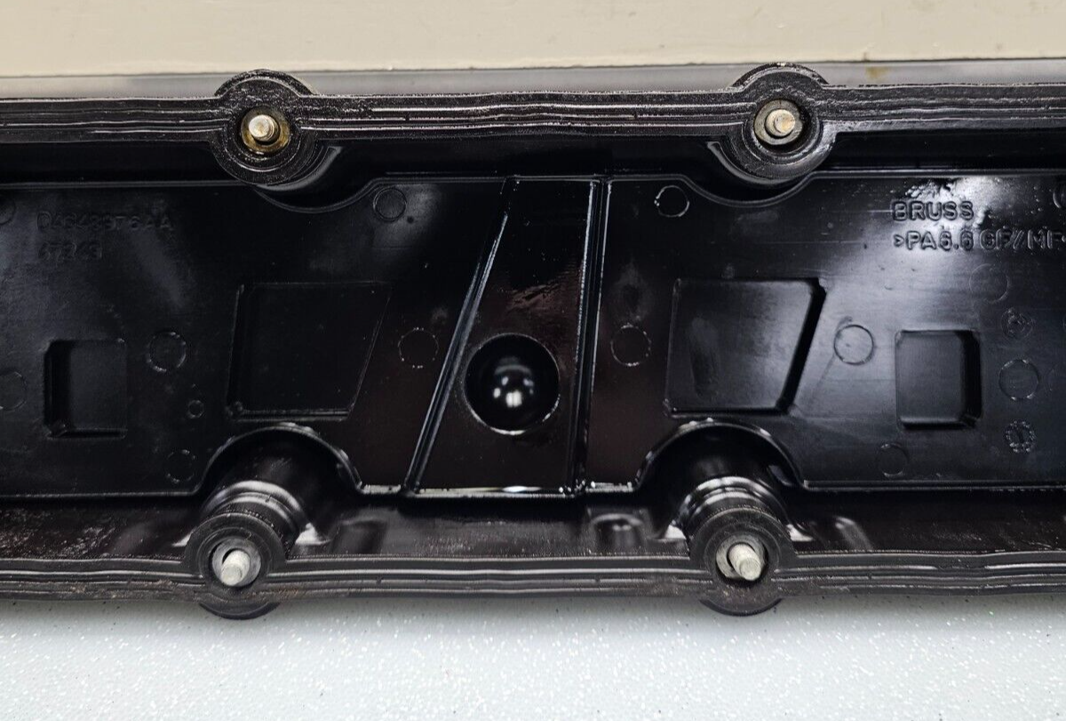 🔥04-10 Dodge Grand Caravan Chrysler Town & Country Valve Cover 3.3L 3.8L OEM