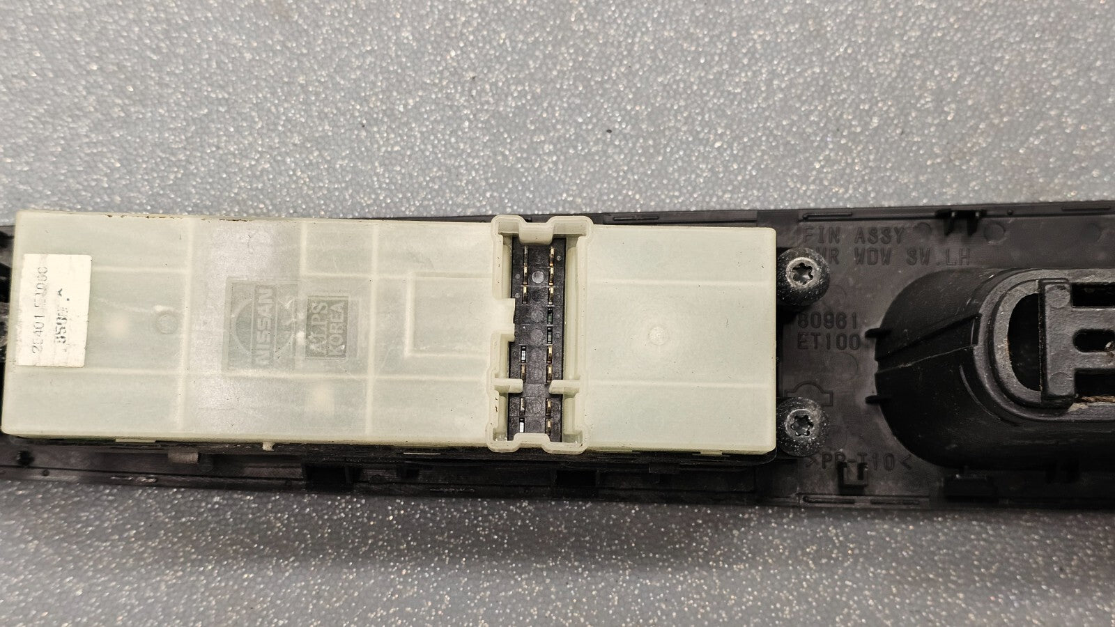 07-10 Nissan Sentra Front Left Driver Master Power Window Switch Assembly Black