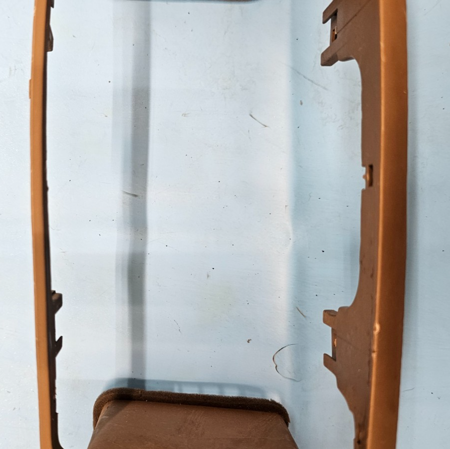🔥03-08 COROLLA CENTER DASH AM FM RADIO STEREO BEZEL TRIM PANEL OEM TAN