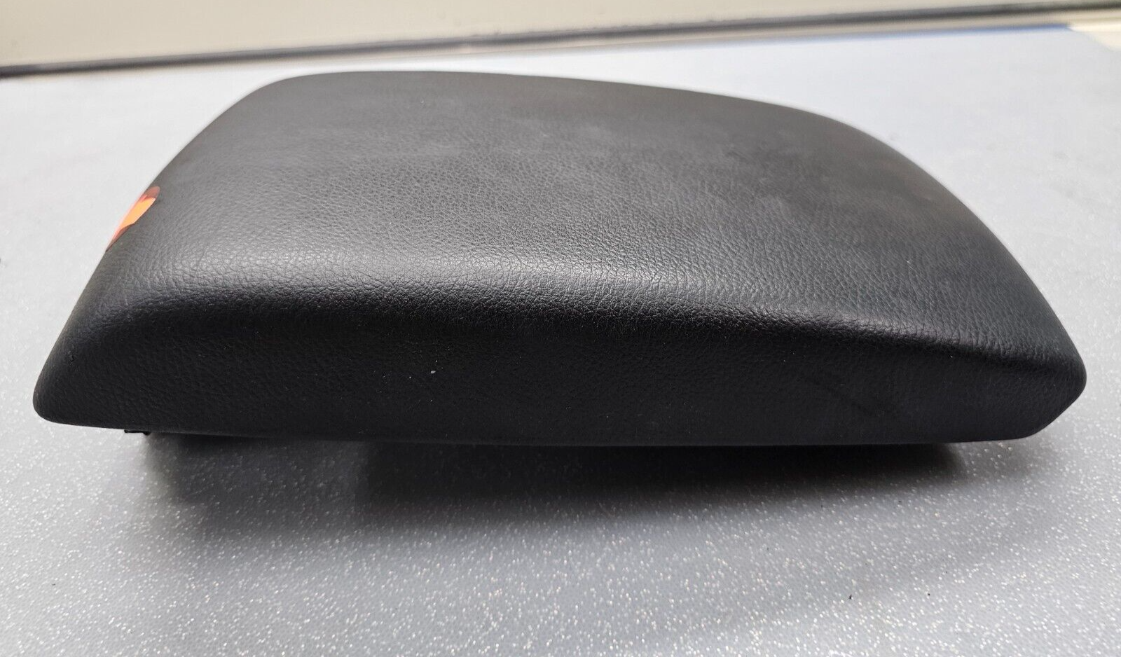 🔥10-13 Mazda 3 Center Console Armrest Lid Leather Cover Top Pad Assembly Black