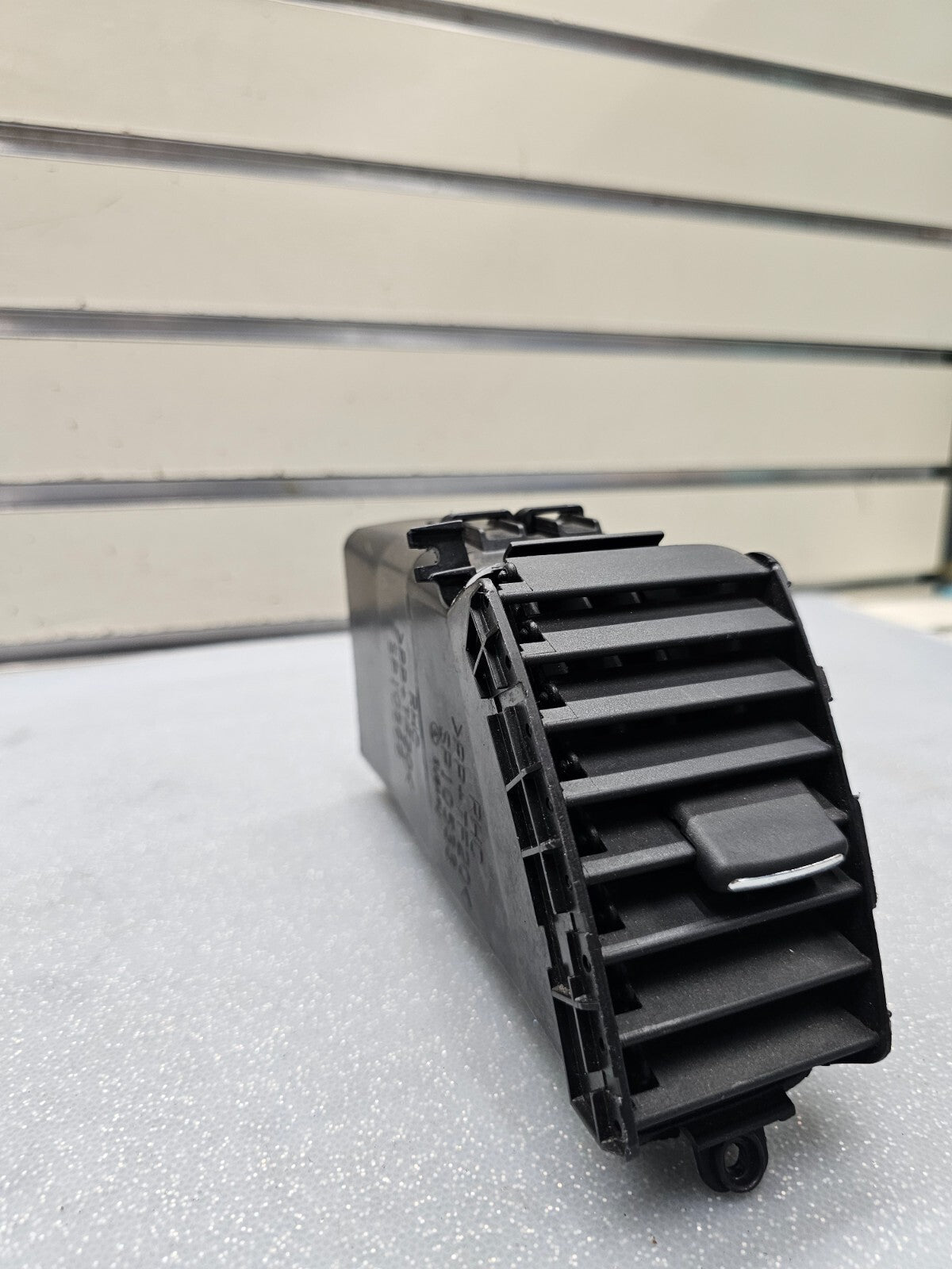 🔥04-09 Legacy Outback Dash Front Right Passenger Air Vent Heater Filter Black