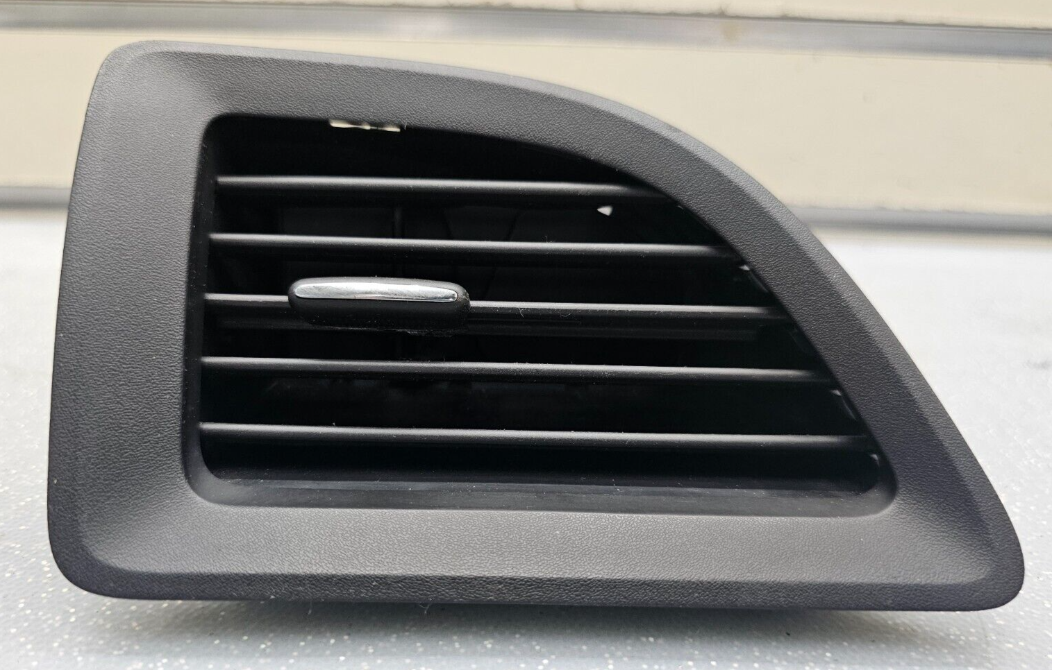 🔥08-12 MALIBU Dash Front left Driver A/C Heater AIR VENT Conditioner Black VT46