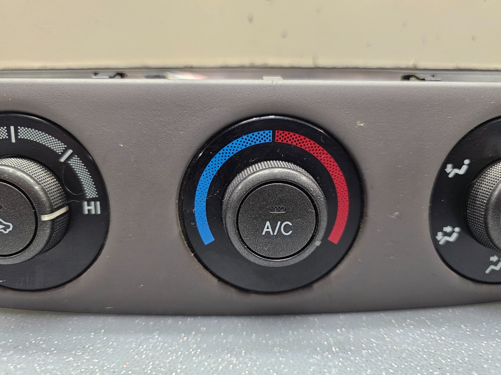 02-06 TOYOTA CAMRY Dash A/C Temperature Heater Climate Control Panel Ventilator