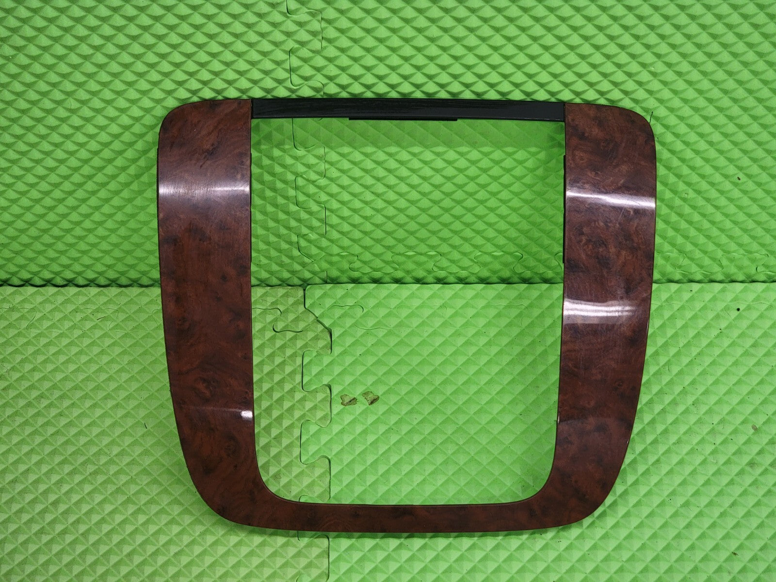 🔥07-13 SUBURBAN TAHOE YUKON CENTER DASH RADIO BEZEL TRIM WOODGRAIN