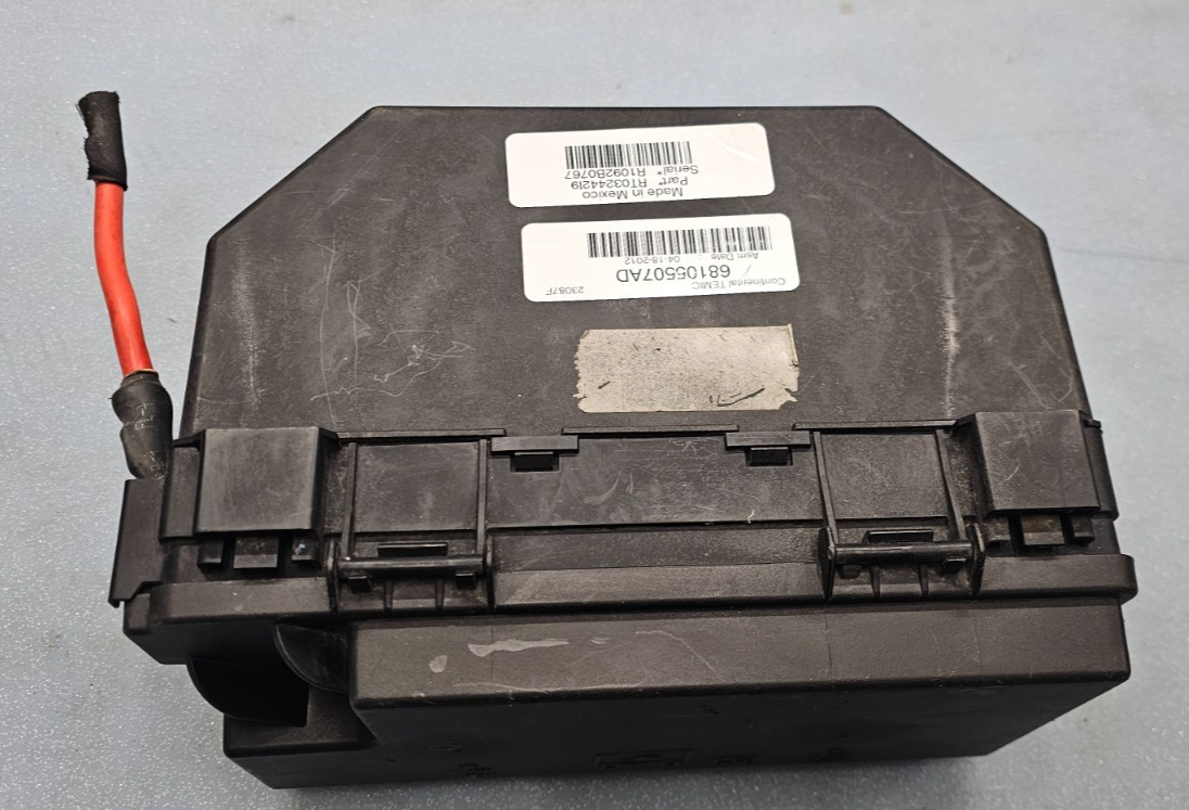 🔥2012 DODGE GRAND CARAVAN TOWN & COUNTRY TIPM FUSE BOX BCM POWER MODULE RELAY