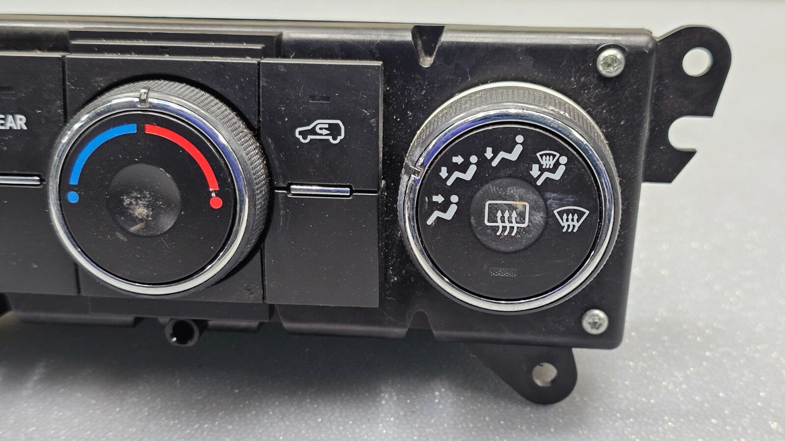 🔥09-12 CHEVY TRAVERSE DASH CENTER AC HEATER CLIMATE TEMPERATURE CONTROL UNIT
