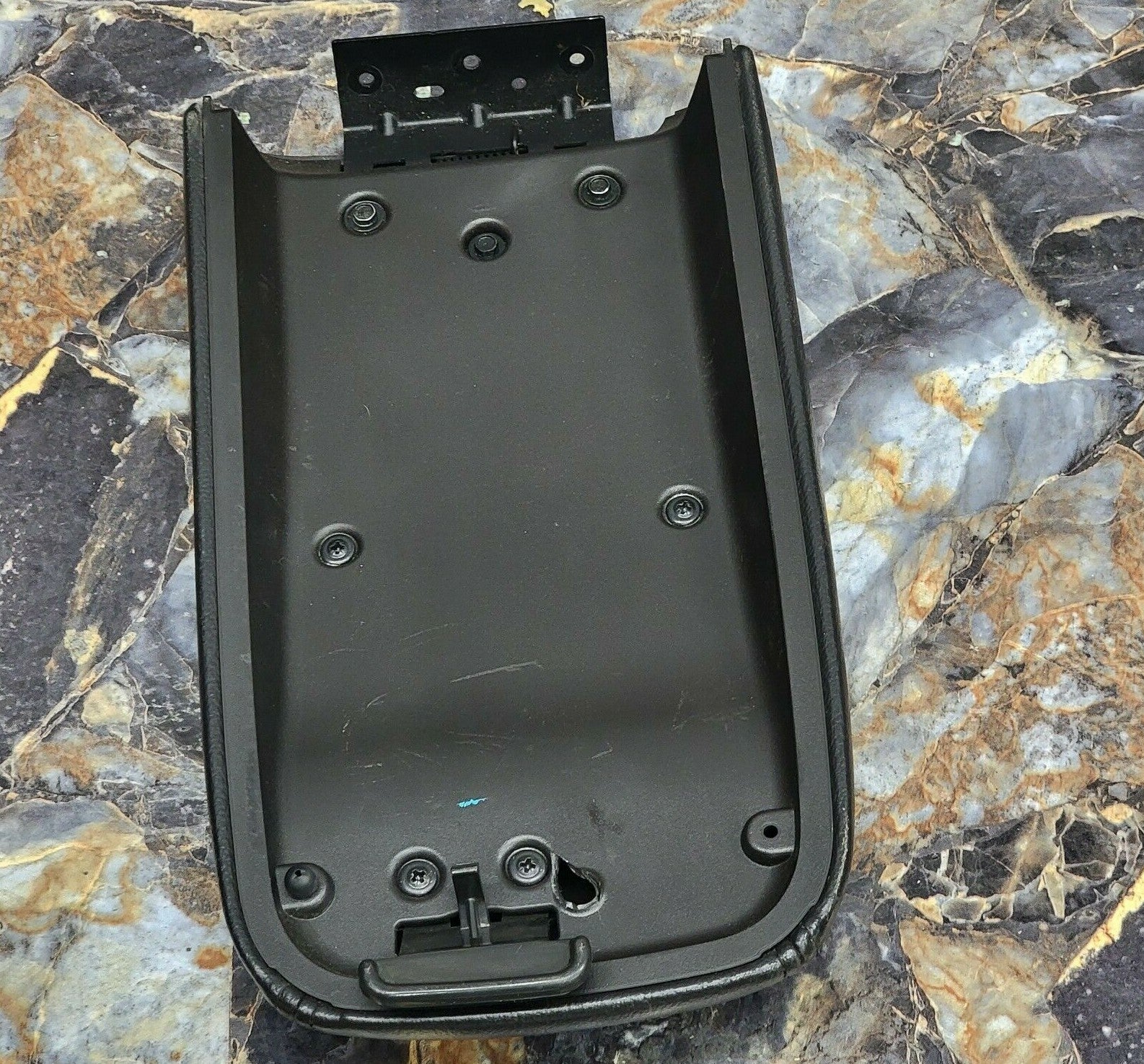 🔥02-09 Chevy Trailblazer GMC ENVOY Center Console Armrest LEATHER Lid BLACK def