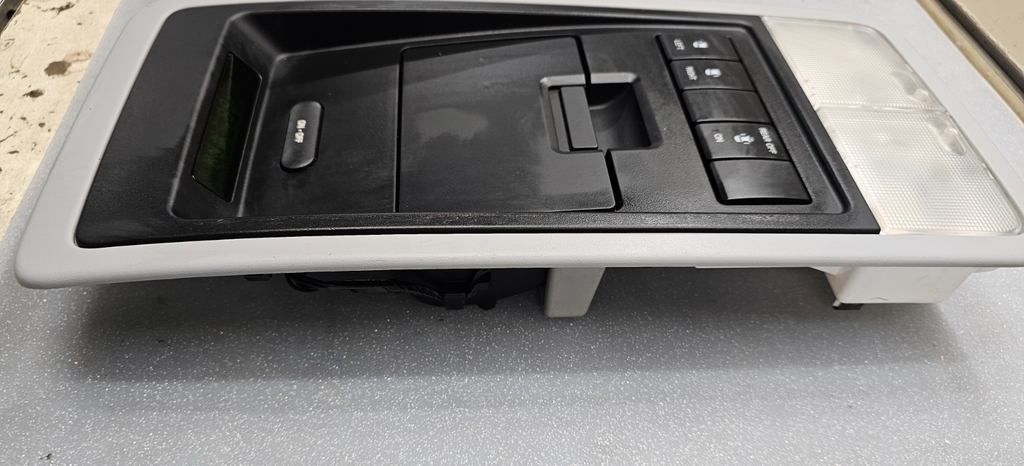 04-07 Freestar Monterey Dome Reading Light Lamp Roof Overhead Console Black/Gray