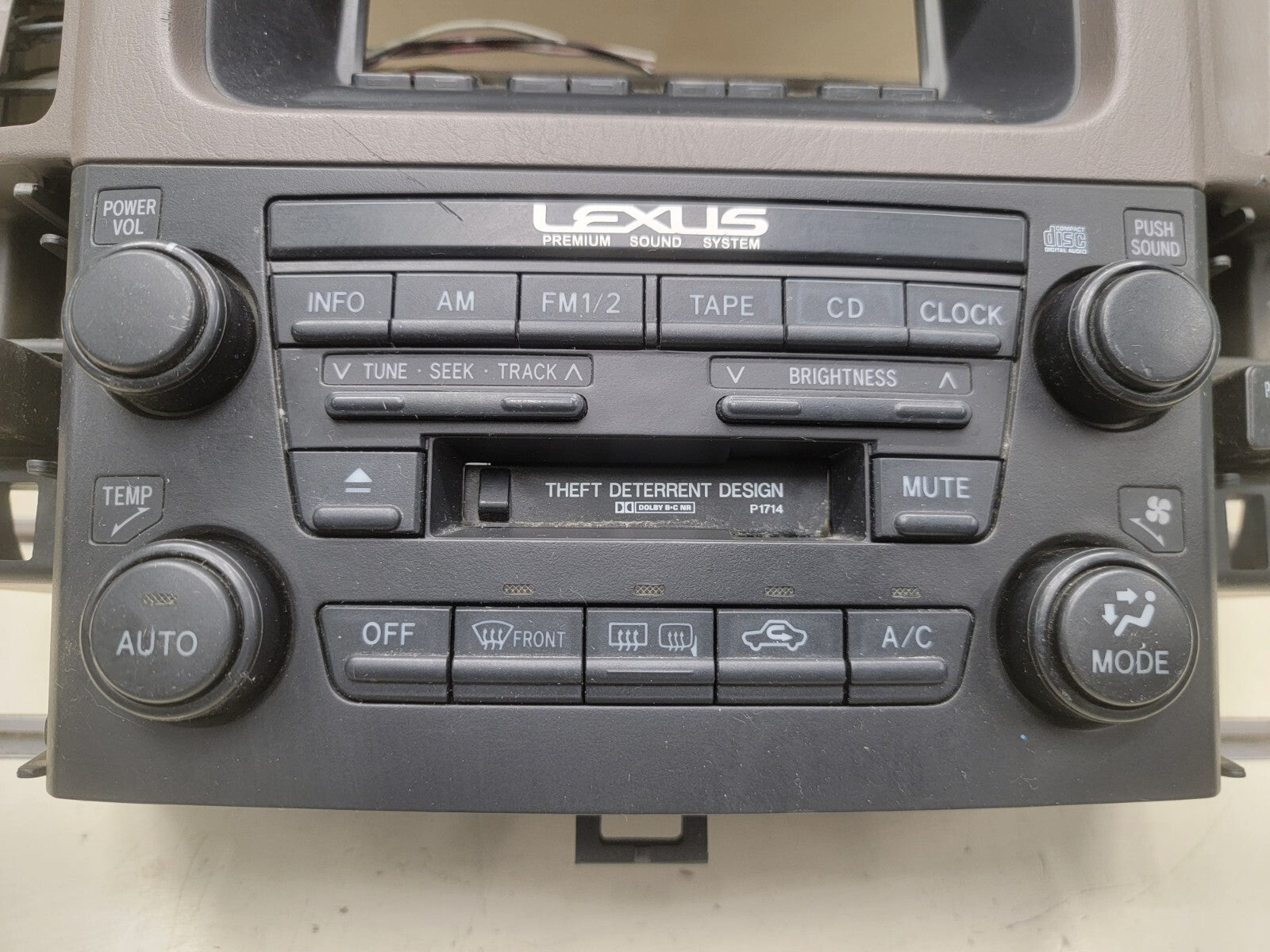 🔥1999-2003 Lexus RX300 Am Fm Cd Player Radio Receiver ID P1714 On Radio OEM