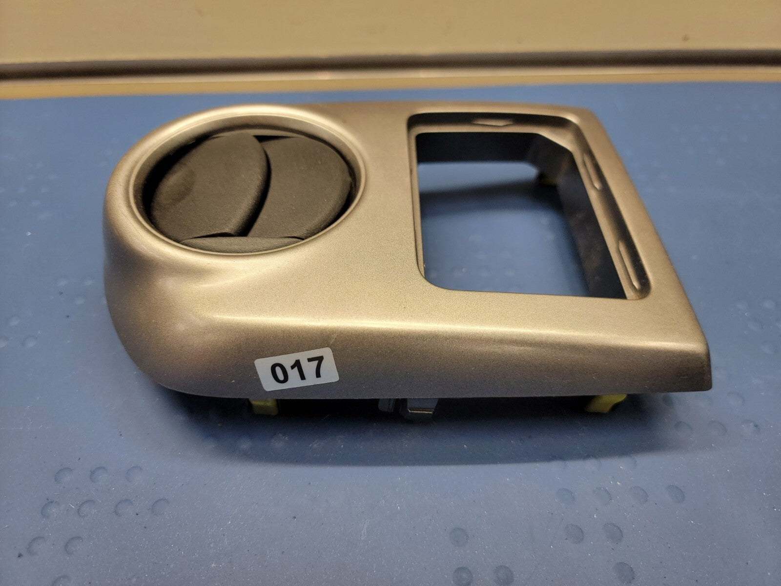 🔥2003-2008 Toyota Matrix Pontiac Vibe Air Vent LEFT DRIVER