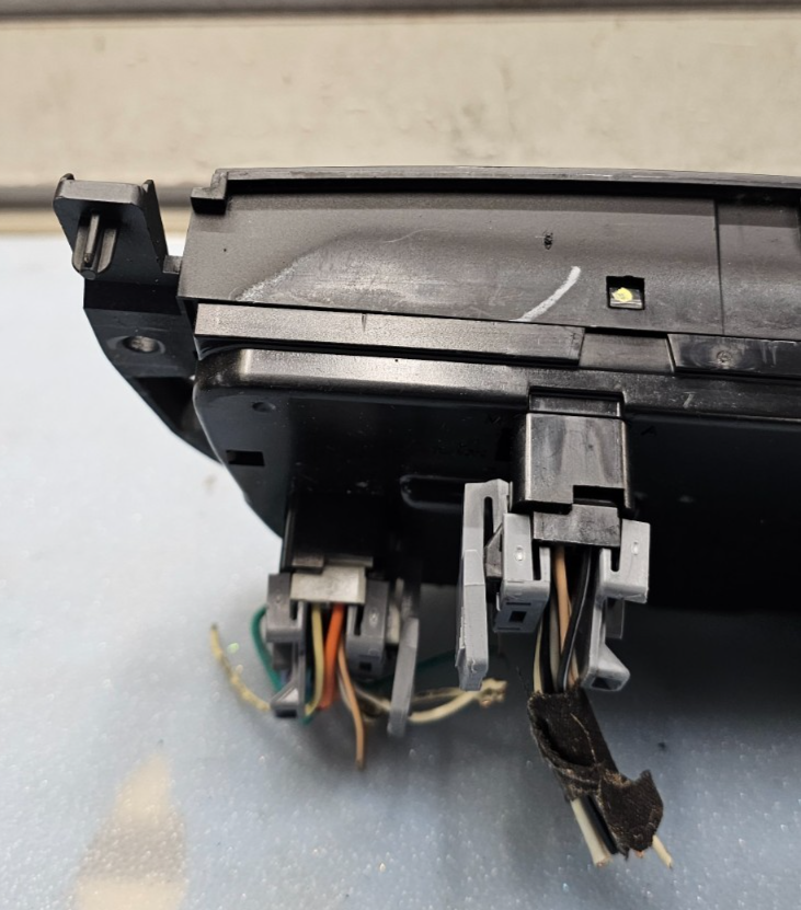 05-09 Montana Uplander Terraza Dash Temperature AC Heater Climate Control Black