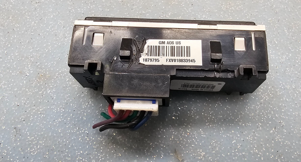 🔥06-24 Acadia Savana Inflatable Restraint Panel Module Safety Indicator Switch